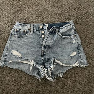 Pistola denim shorts, multiple buttons medium wash• VENMO FOR FASTER DELIVERY!
